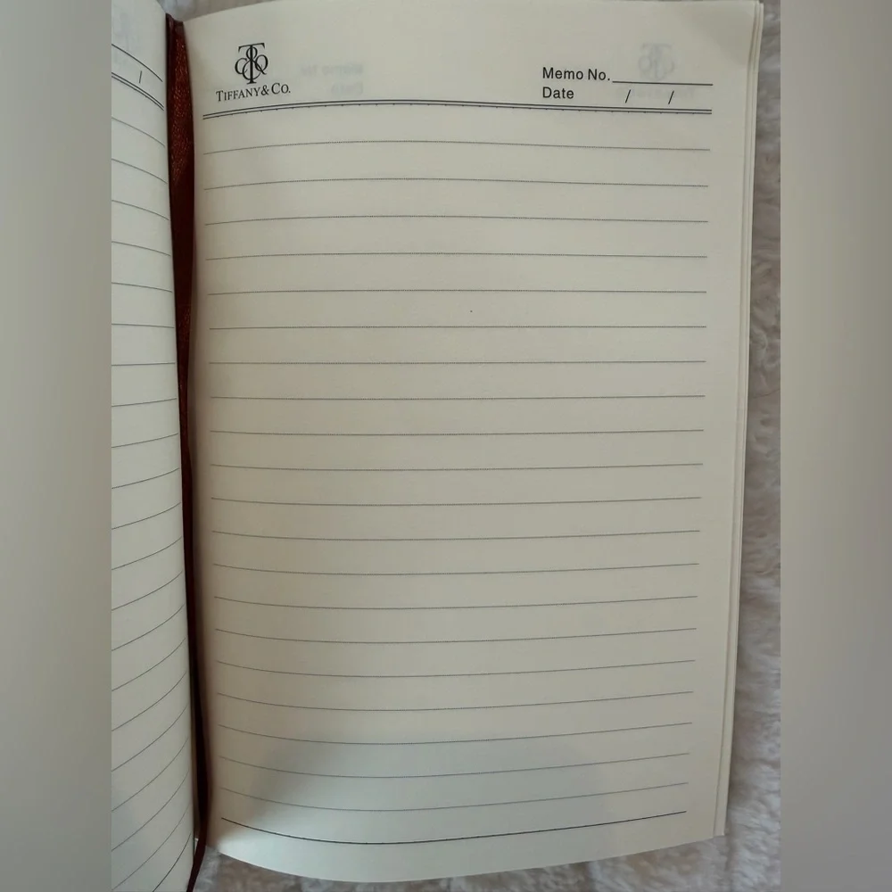 Tiffany & Co. Blue Suede Notebook & Pen Gift Set - Picture 6 of 9